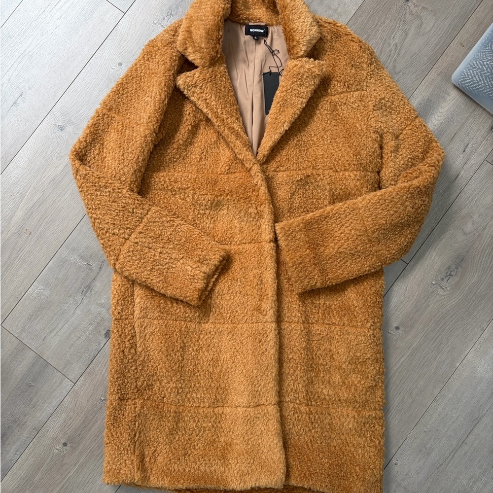 Monrow Women's Teddy Jacket in Camel